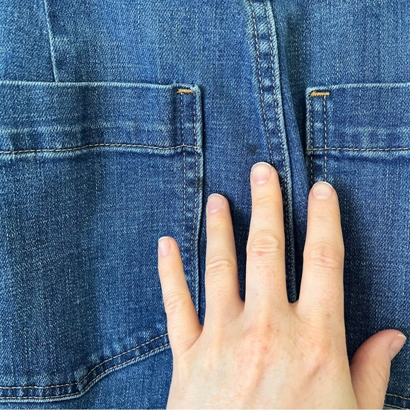 GAP High Rise Wide Leg Crop Jean | Medium Blue | 8/29 Regular - Picture 9 of 9